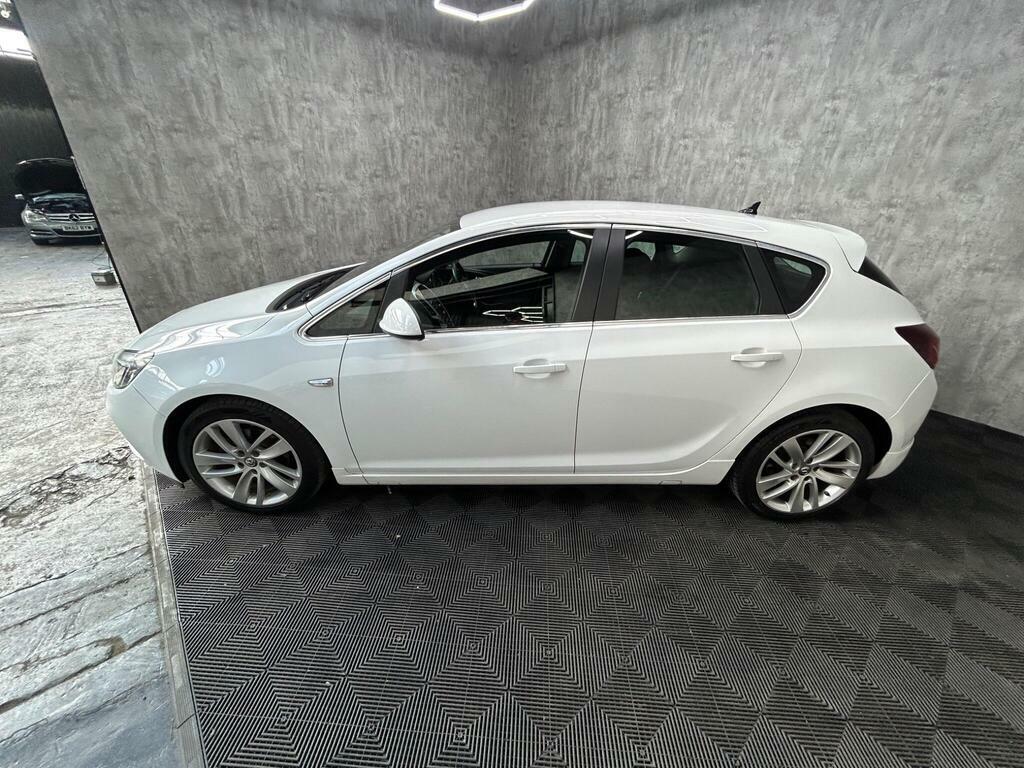 Vauxhall Astra Sri Cdti White #15