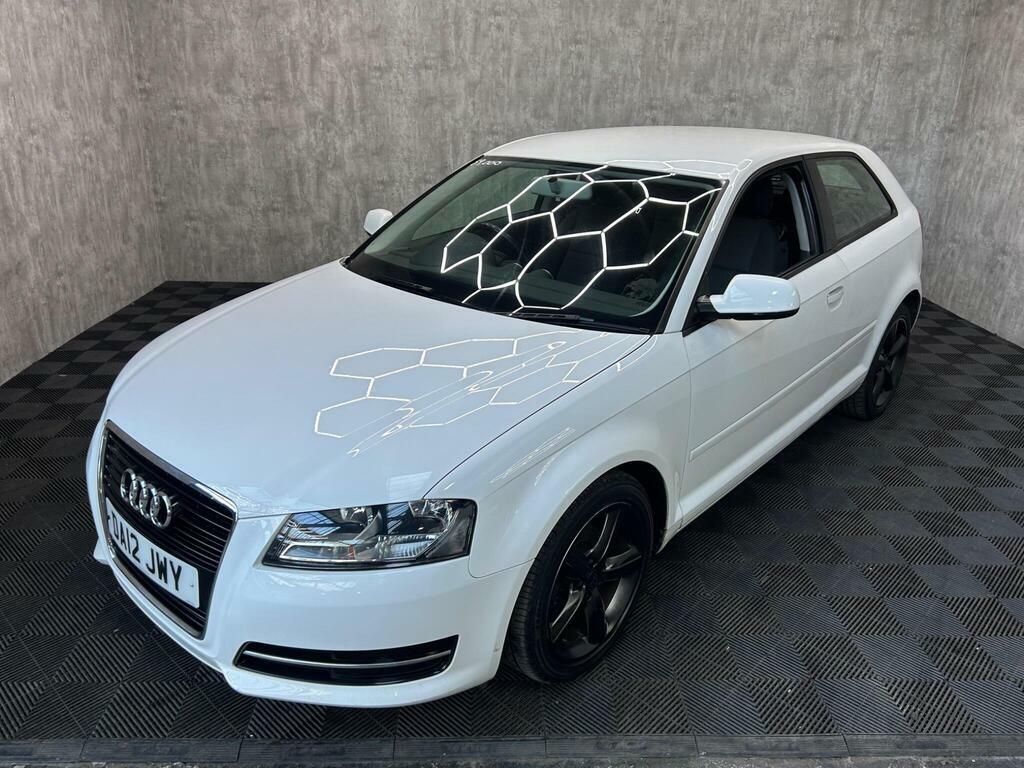 Audi A3 1.6 Technik Euro 5 White #2