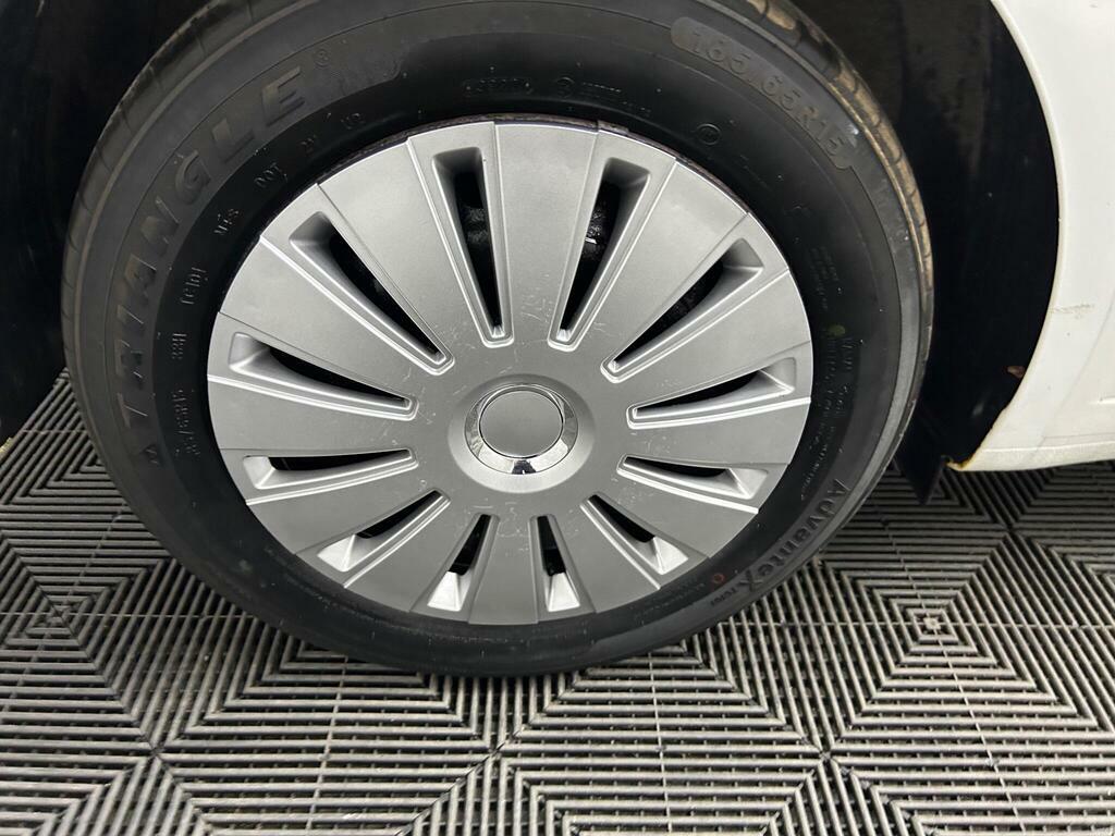 Hyundai I20 Hatchback 1.4 Se 2015 Grey #19