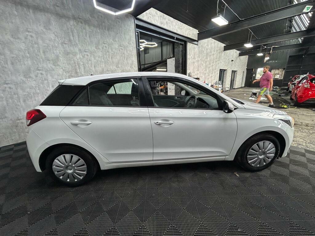 Hyundai I20 Hatchback 1.4 Se 2015 Grey #7