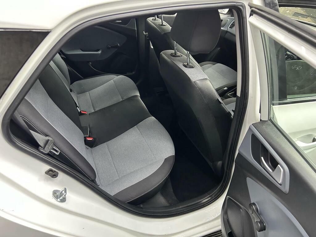 Hyundai I20 Hatchback 1.4 Se 2015 Grey #24