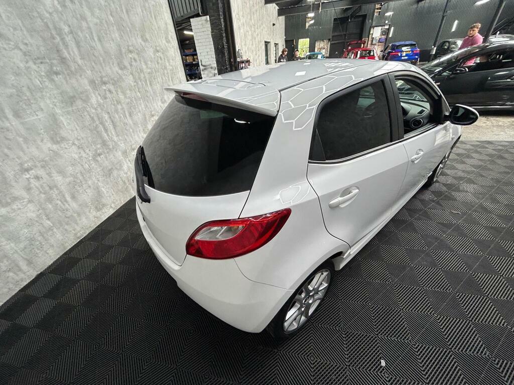 Mazda 2 1.3 Colour Edition Euro 5 Red #10