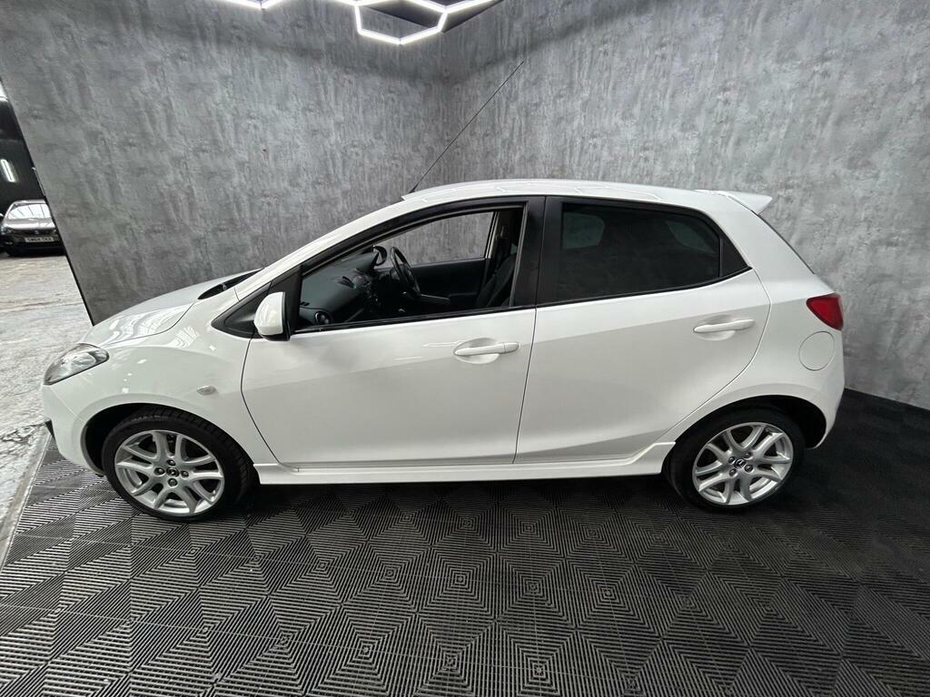 Mazda 2 1.3 Colour Edition Euro 5 Red #15