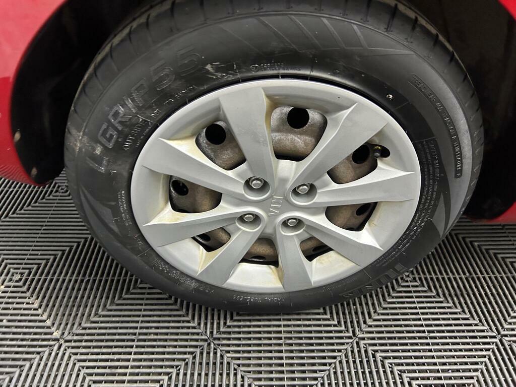Kia RIO 1.2 1 Air White #19