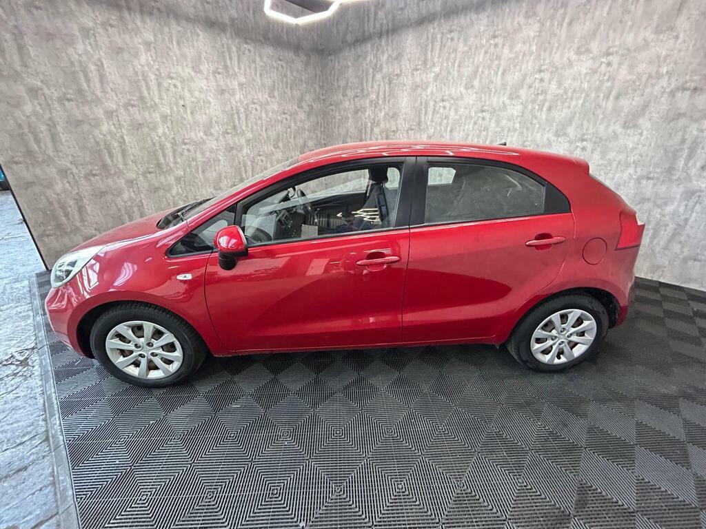 Kia RIO 1.2 1 Air White #15