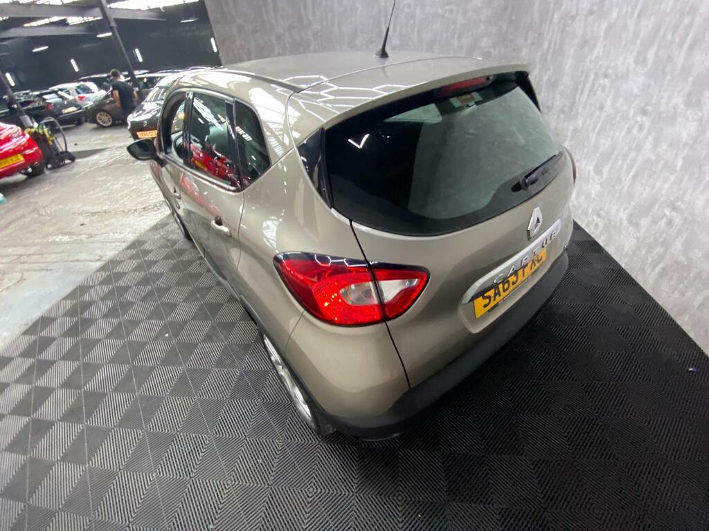 Renault Captur 2013 Renault Capturnbsp0.9 Tce Energy Dynamique M Black #14
