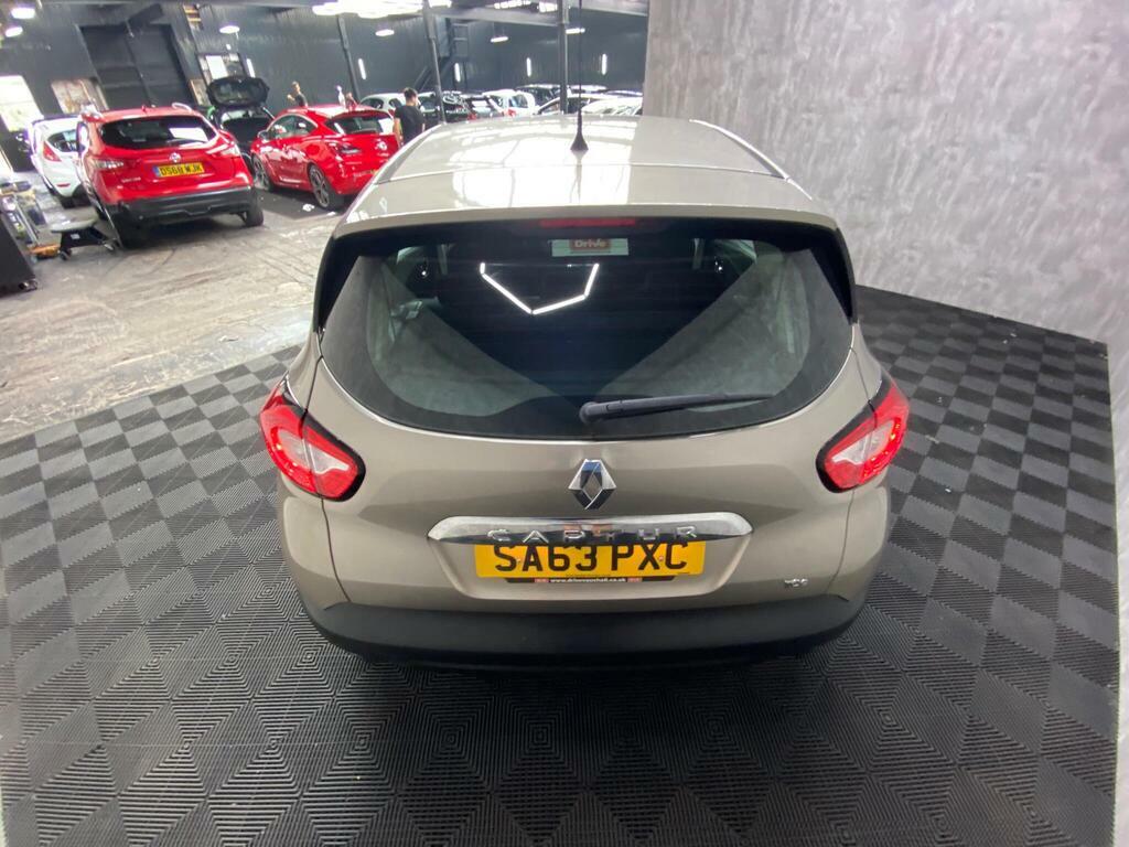 Renault Captur 2013 Renault Capturnbsp0.9 Tce Energy Dynamique M Black #12