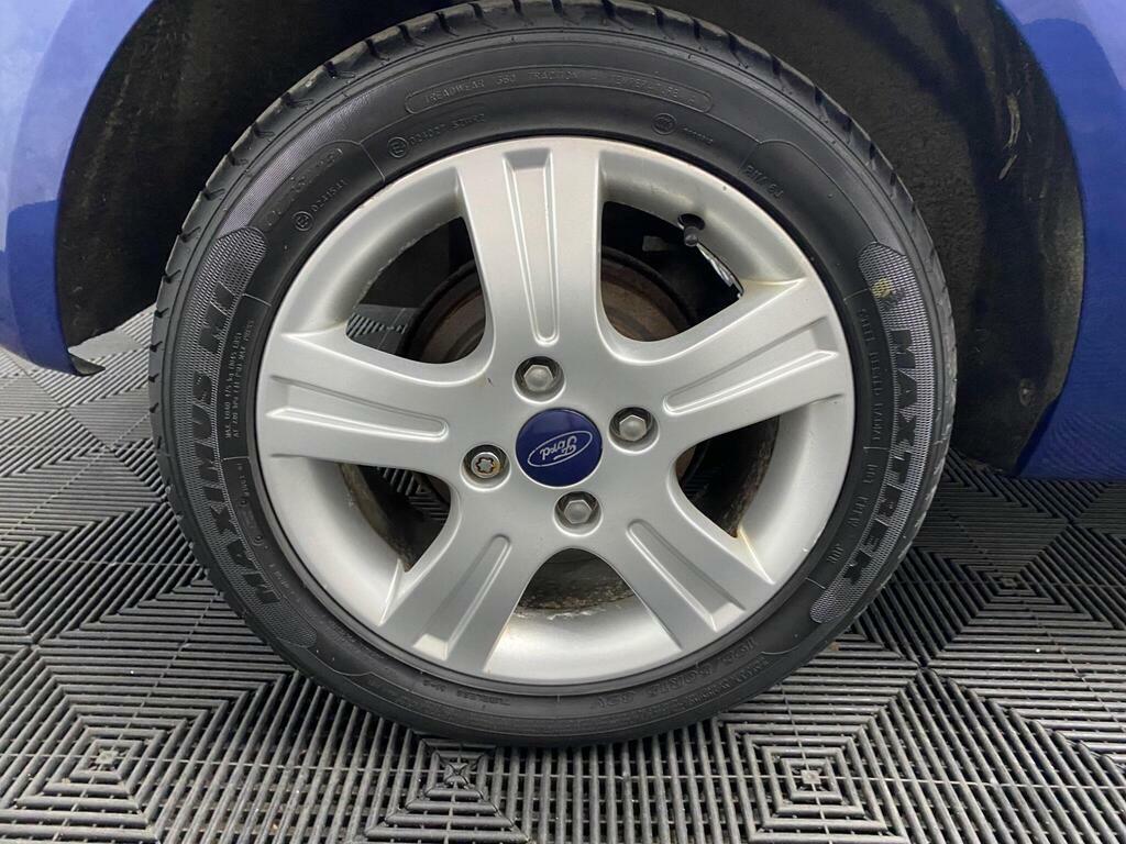 Ford Fiesta 1.25 Style Red #19