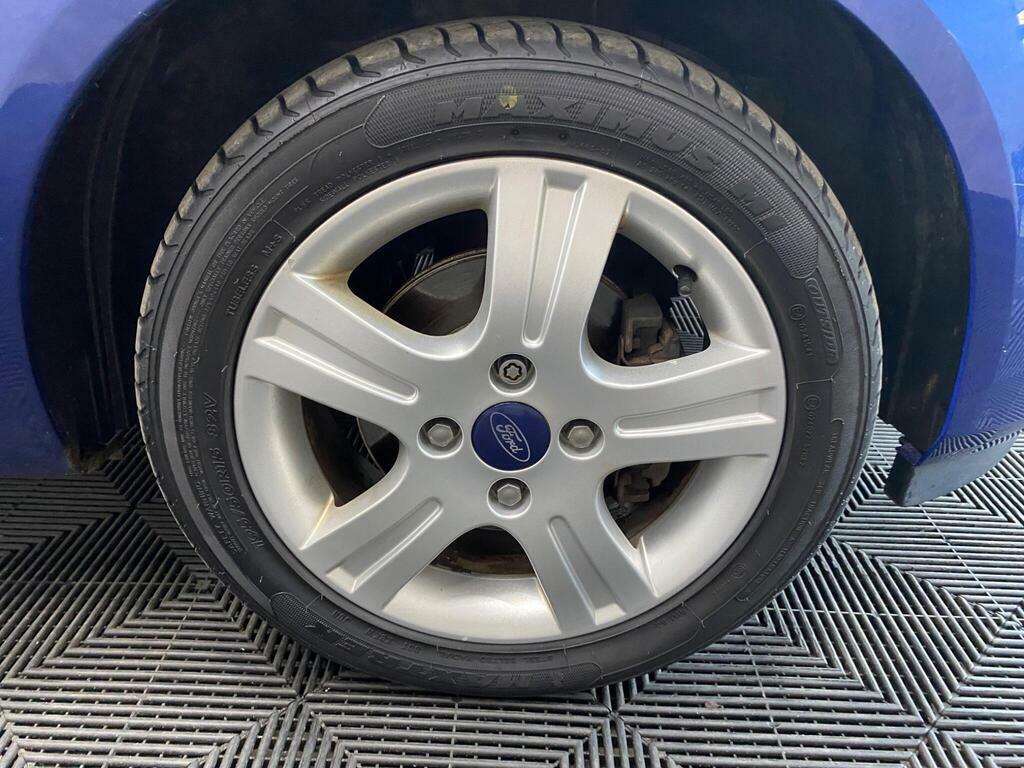 Ford Fiesta 1.25 Style Red #20