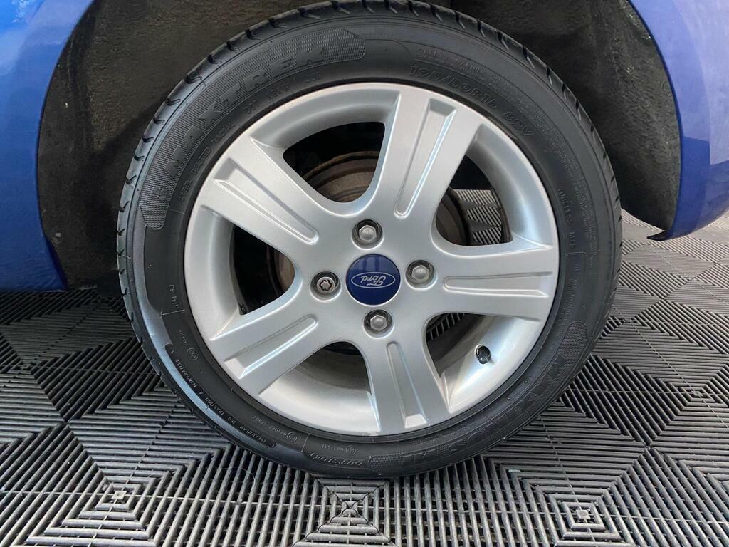 Ford Fiesta 1.25 Style Red #18