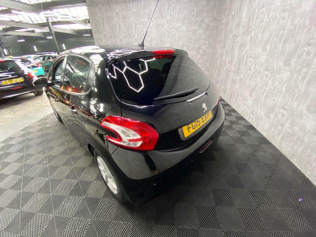 Peugeot 208 1.2 Puretech 82 Active White #13