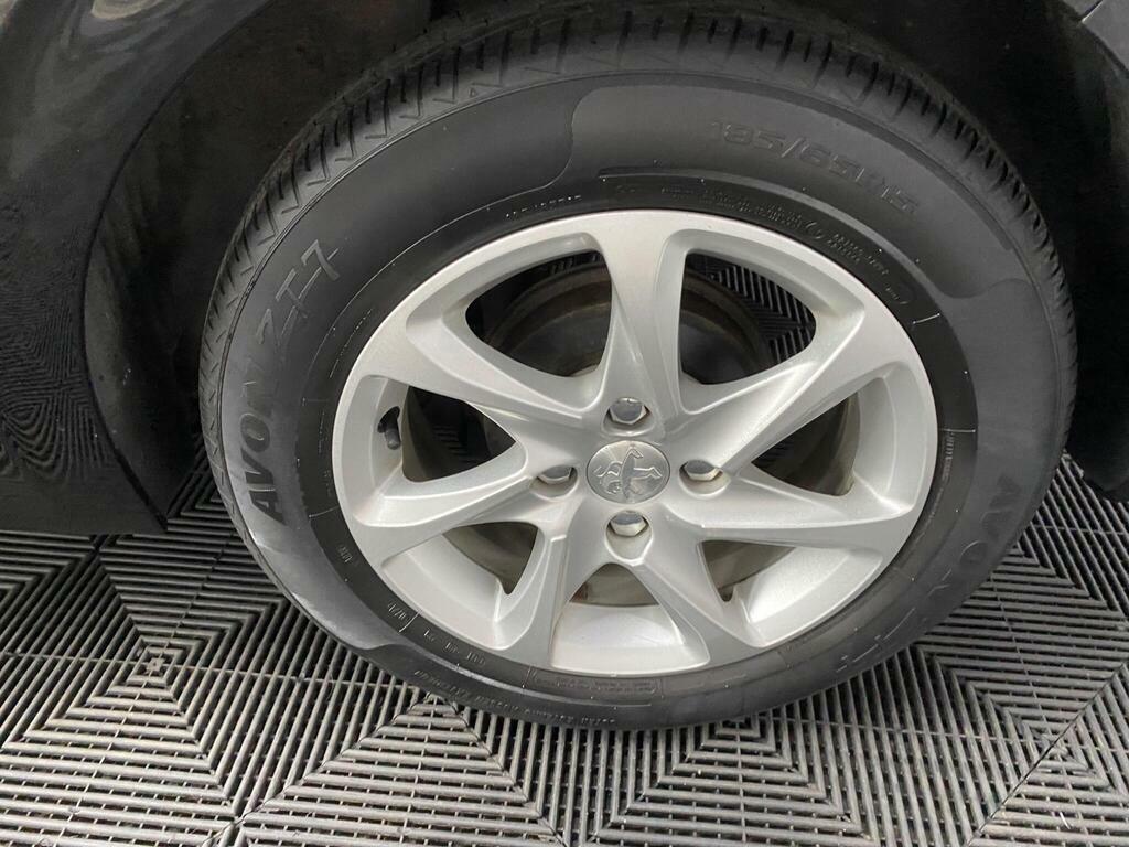 Peugeot 208 1.2 Puretech 82 Active White #18