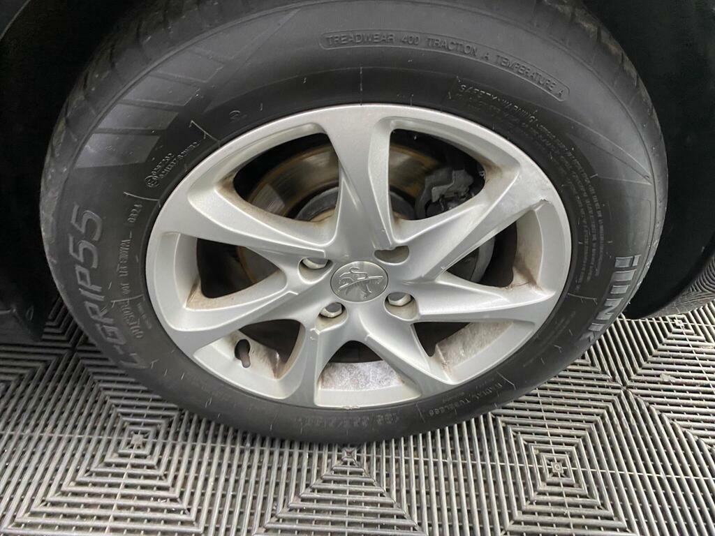 Peugeot 208 1.2 Puretech 82 Active White #20