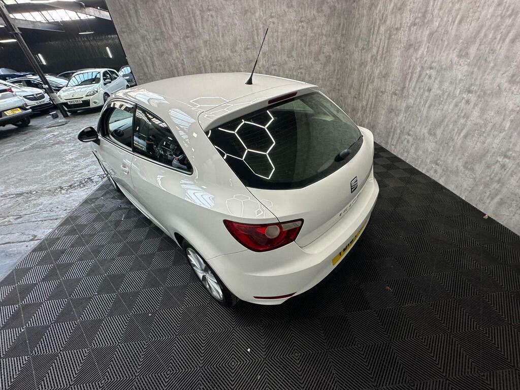 Seat Ibiza Hatchback 1.2 Tsi Fr Black 2015 Red #14