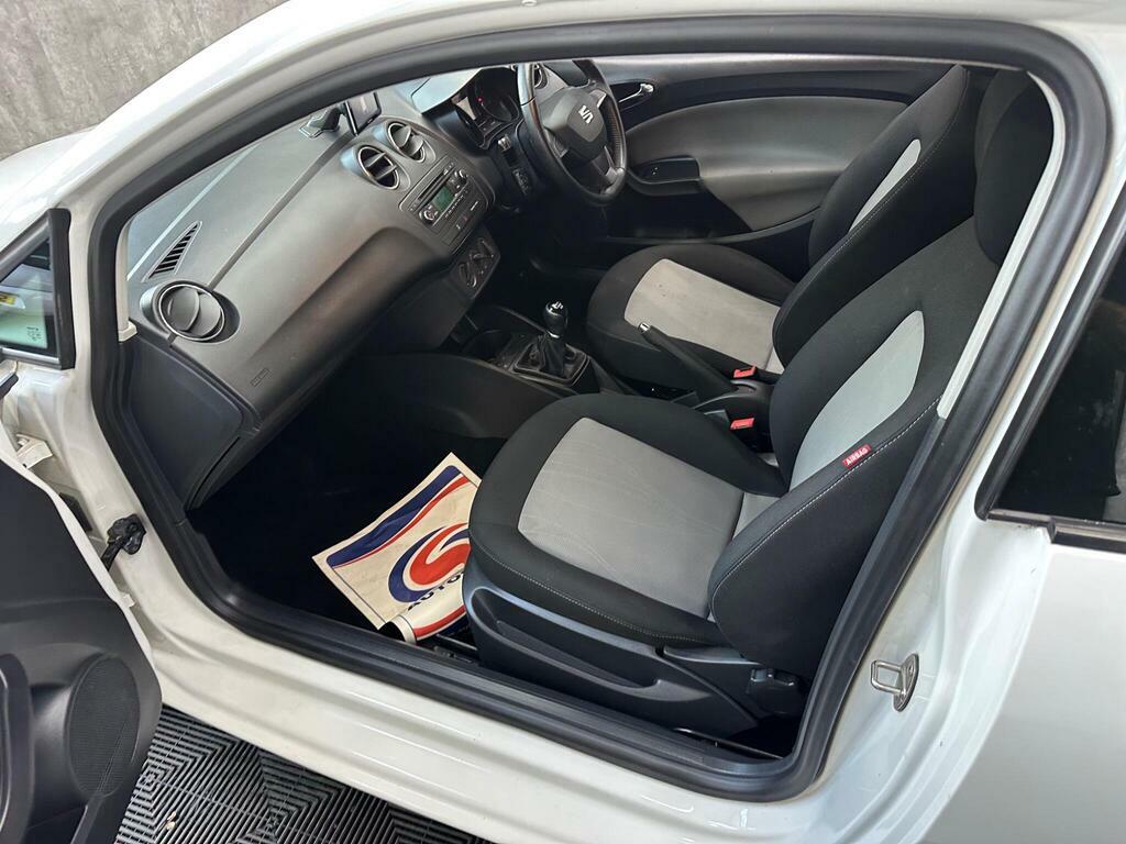 Seat Ibiza Hatchback 1.2 Tsi Fr Black 2015 Red #21