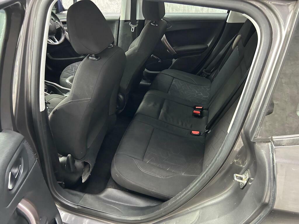 Peugeot 2008 2008 Active Hdi Blue #25
