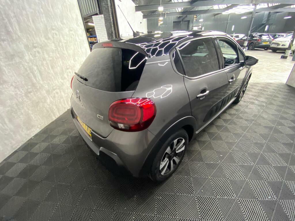 Citroen C3 2018 Citroen C3 1.2 Puretech Flair Red #9