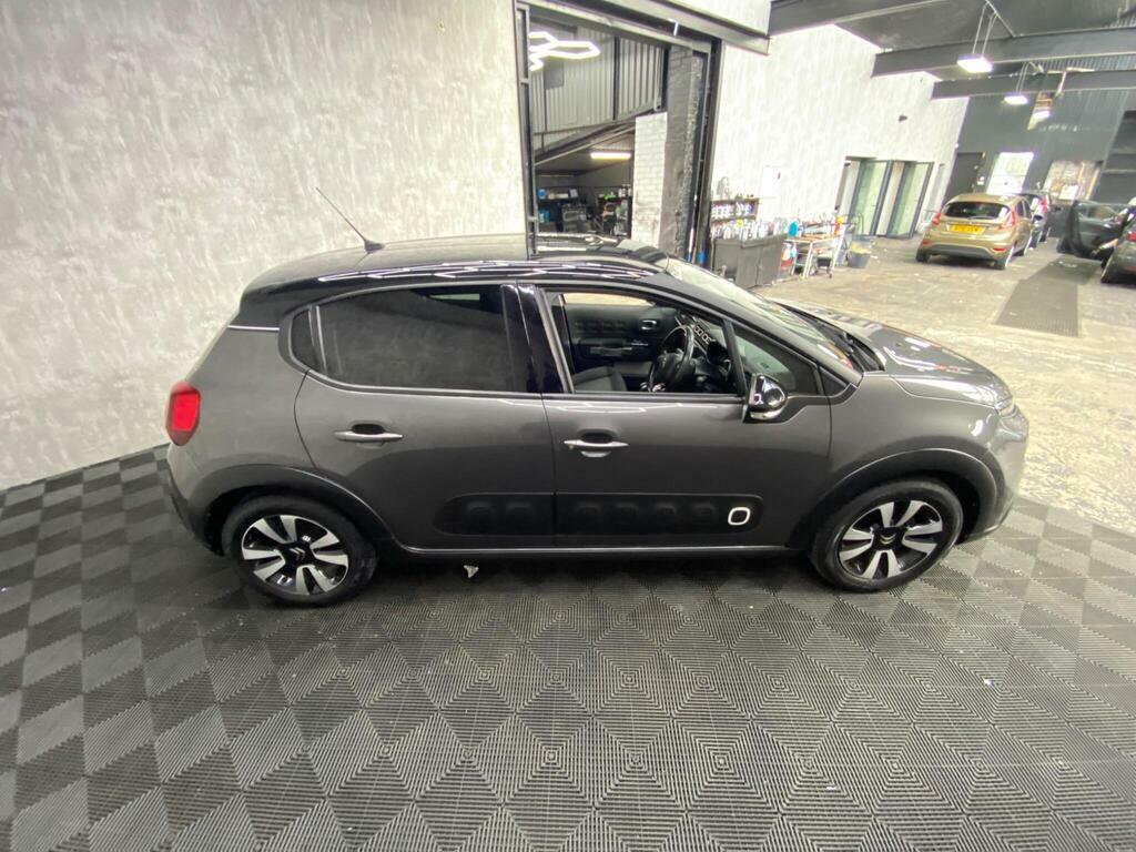 Citroen C3 2018 Citroen C3 1.2 Puretech Flair Red #8