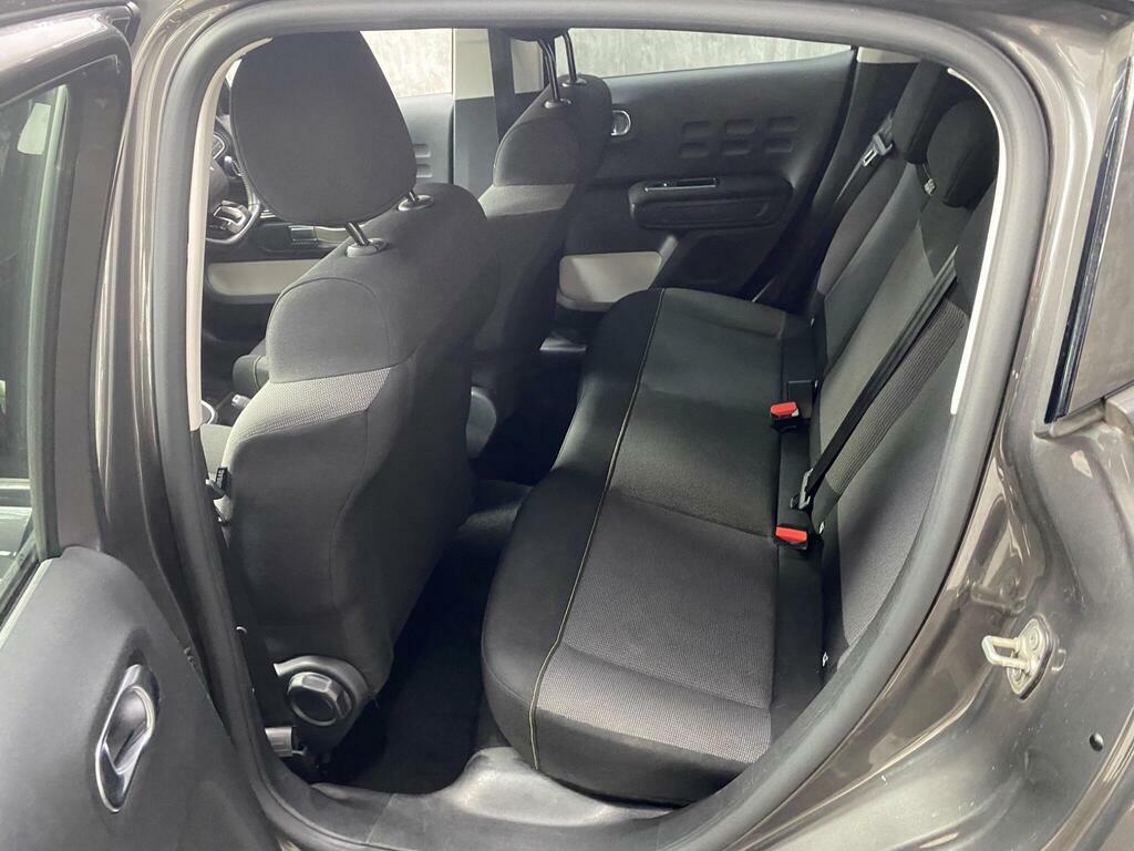 Citroen C3 2018 Citroen C3 1.2 Puretech Flair Red #25