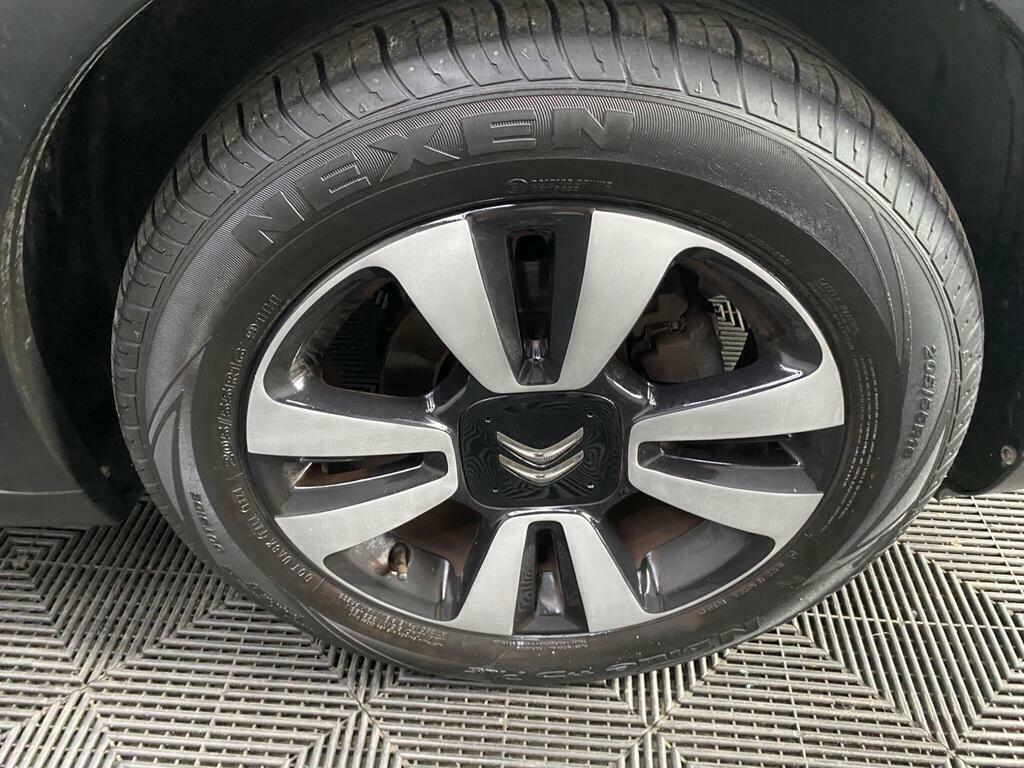 Citroen C3 2018 Citroen C3 1.2 Puretech Flair Red #20