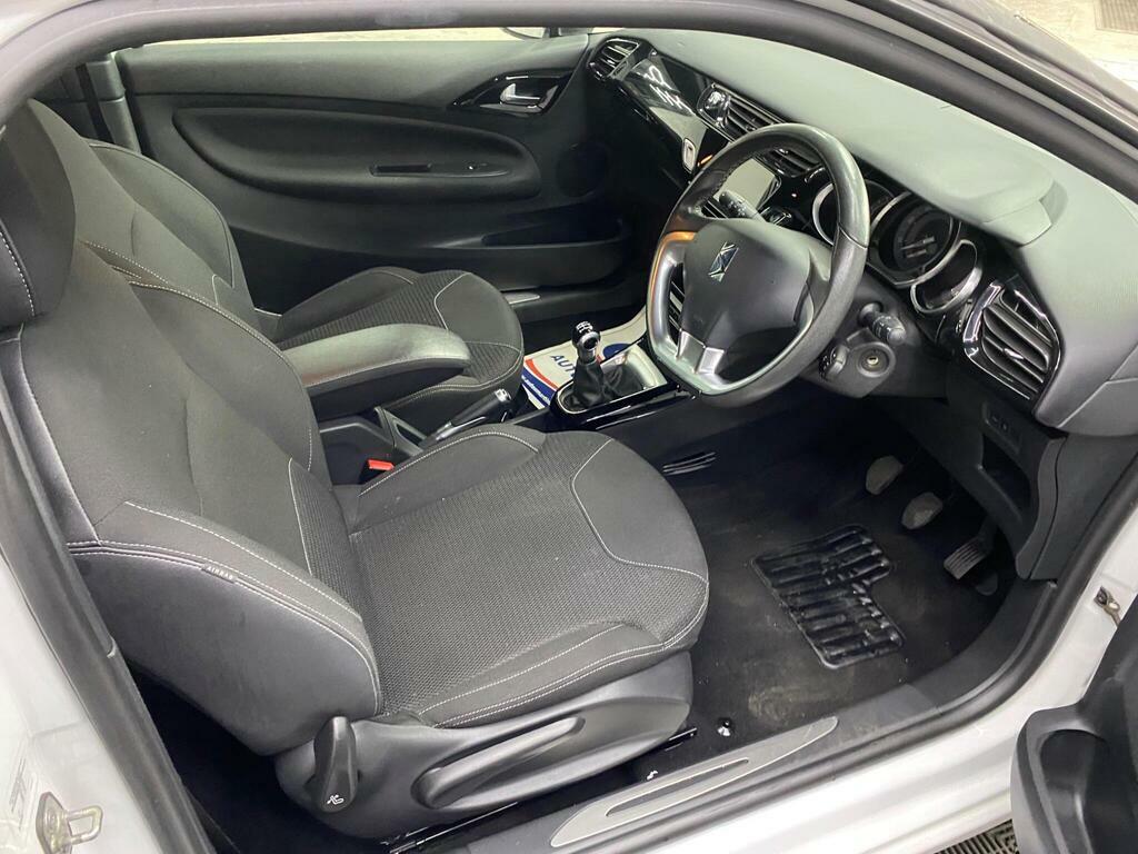 DS DS 3 1.6 Bluehdi Elegance Cwvehiclemarketing White #21