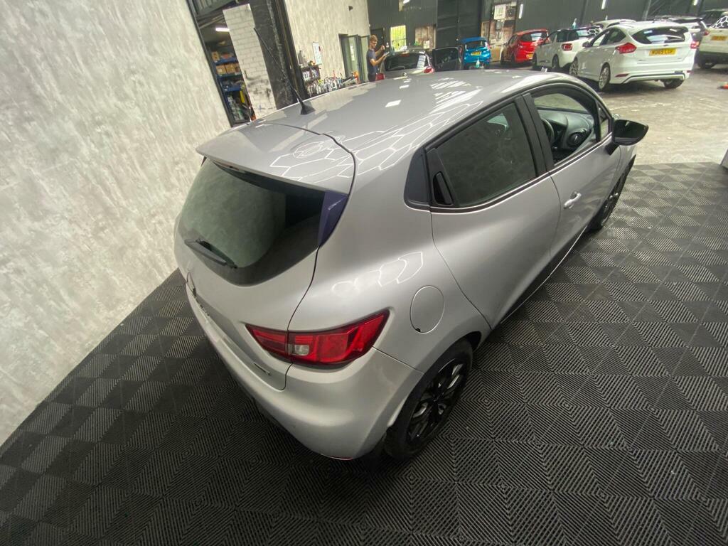 Renault Clio 0.9 Dynamique S Nav Tce 89 Bhp 7In Satellite Na Grey #10