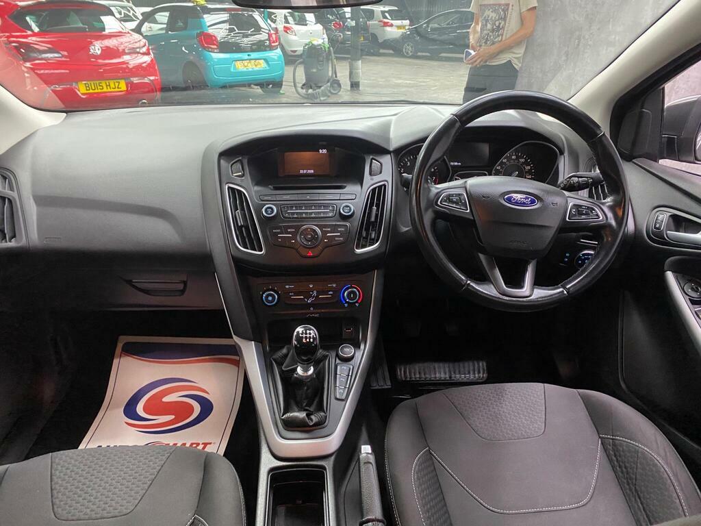 Ford Focus Hatchback 1.0T Ecoboost Titanium Euro 6 Ss White #23