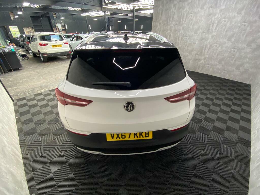 Vauxhall Grandland X Black #12