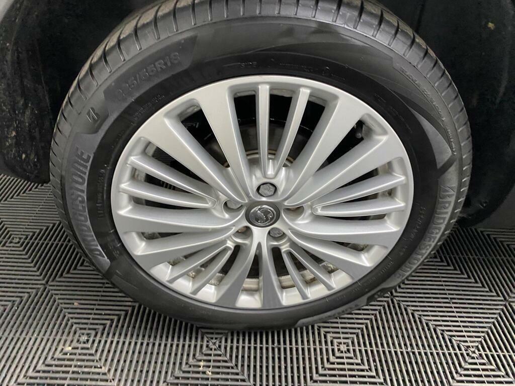 Vauxhall Grandland X Black #19