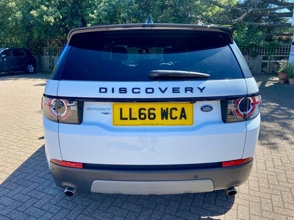 Land Rover Discovery Sport Hse Black #11