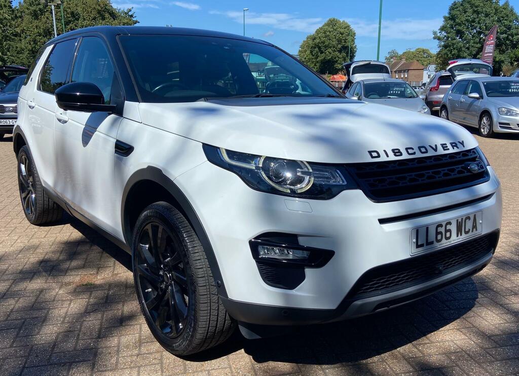 Land Rover Discovery Sport 2.0 Td4 Hse Black Suv White #3