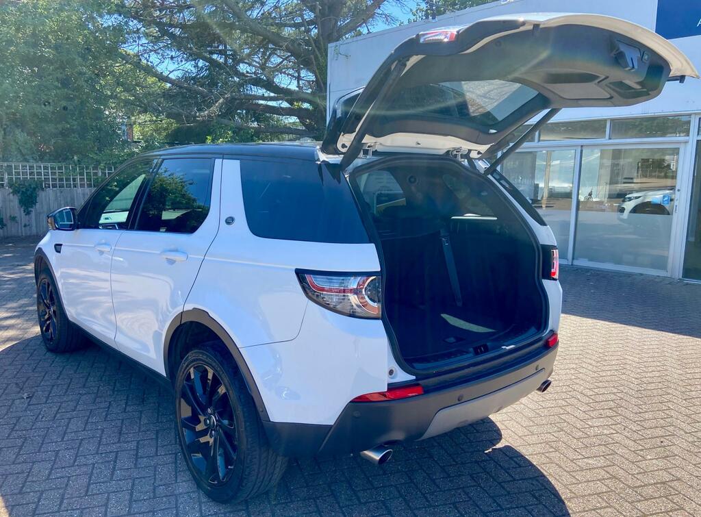 Land Rover Discovery Sport Hse Black #14