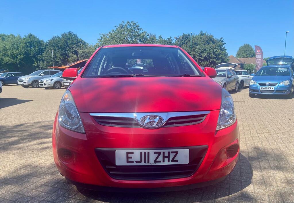 Hyundai I20 1.4 Comfort Hatchback Red #3