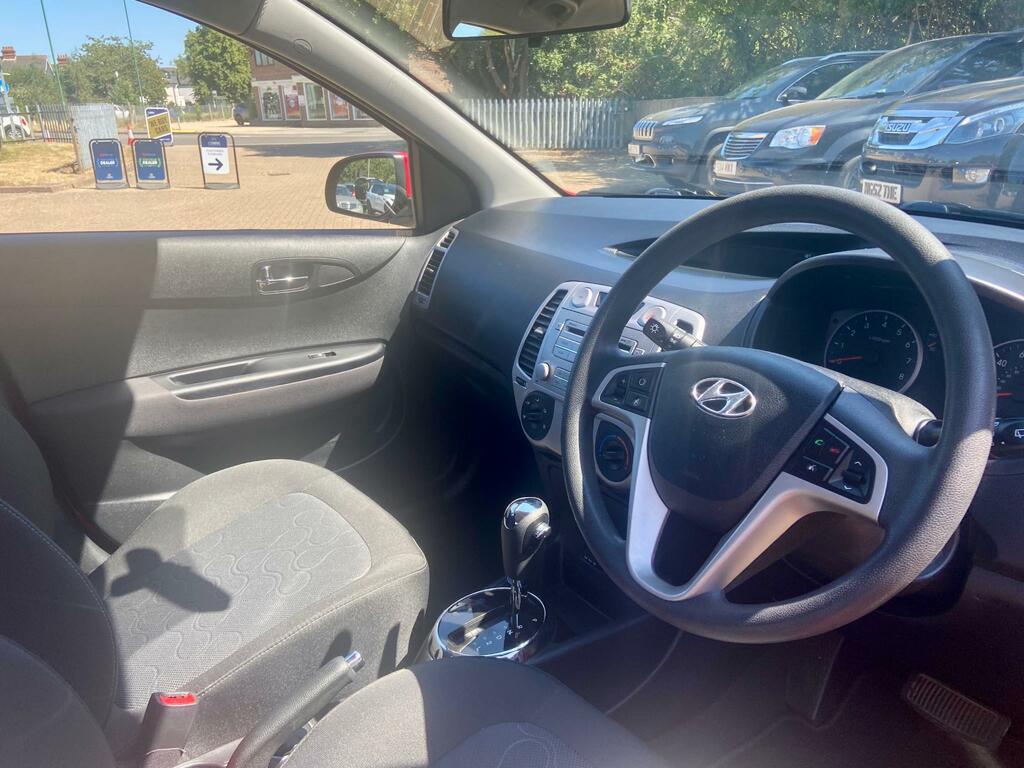 Hyundai I20 Active Silver #12