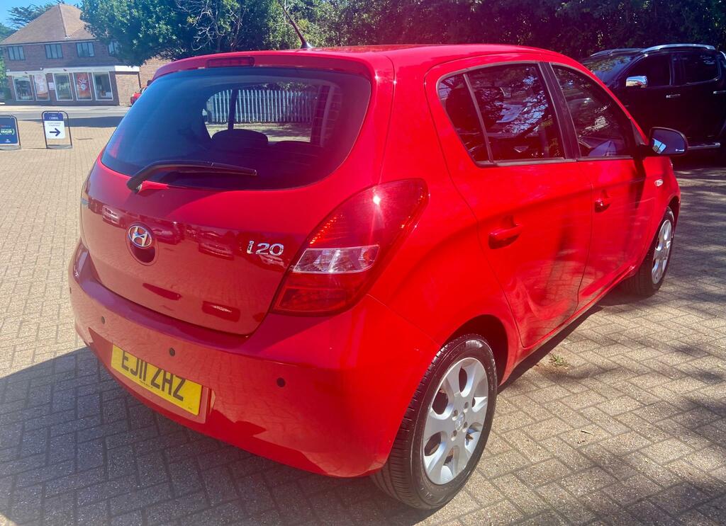 Hyundai I20 1.4 Comfort Hatchback Red #5