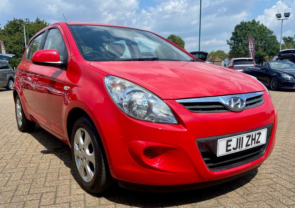 Hyundai I20 1.4 Comfort Hatchback Red #3