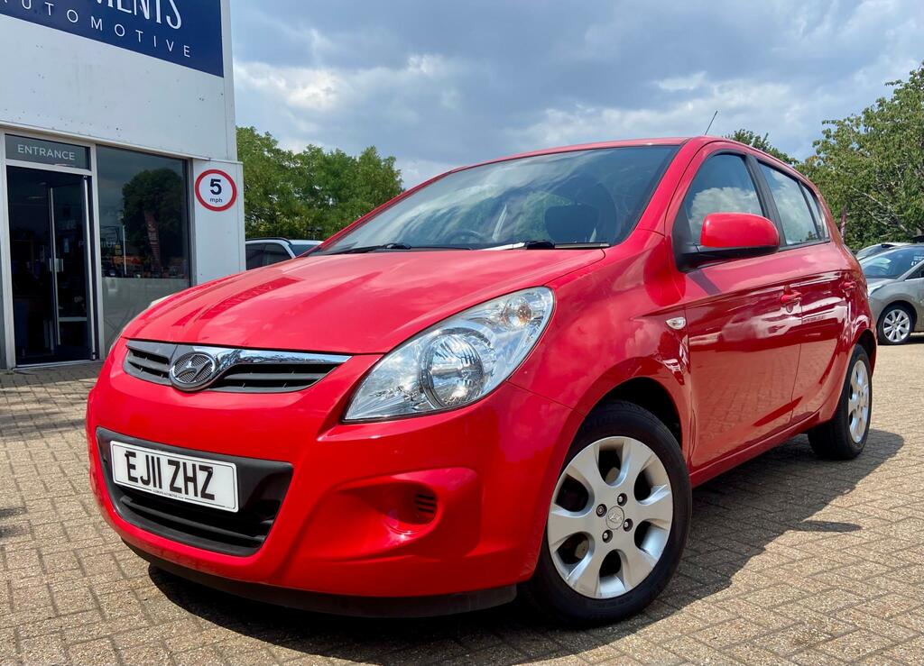 Hyundai I20 1.4 Comfort Hatchback Red