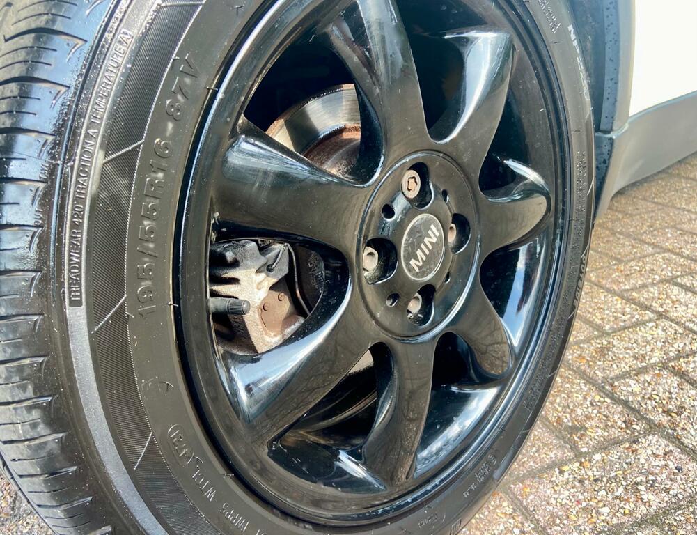 Mini Convertible 1.6 Cooper S Sidewalk Euro 4 Black #33