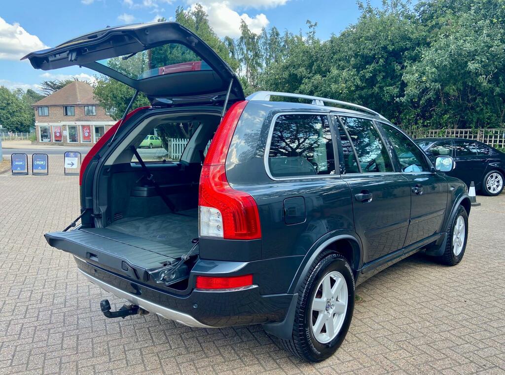 Volvo XC90 Es White #9