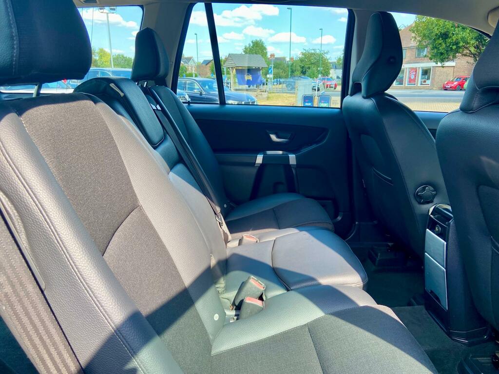 Volvo XC90 Es White #18