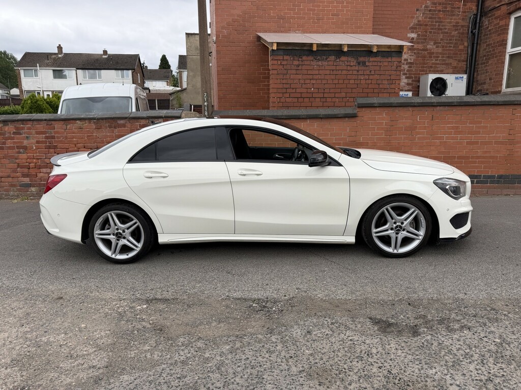 Mercedes-Benz CLA Class 2.1 Cla200d Amg Sport White #3