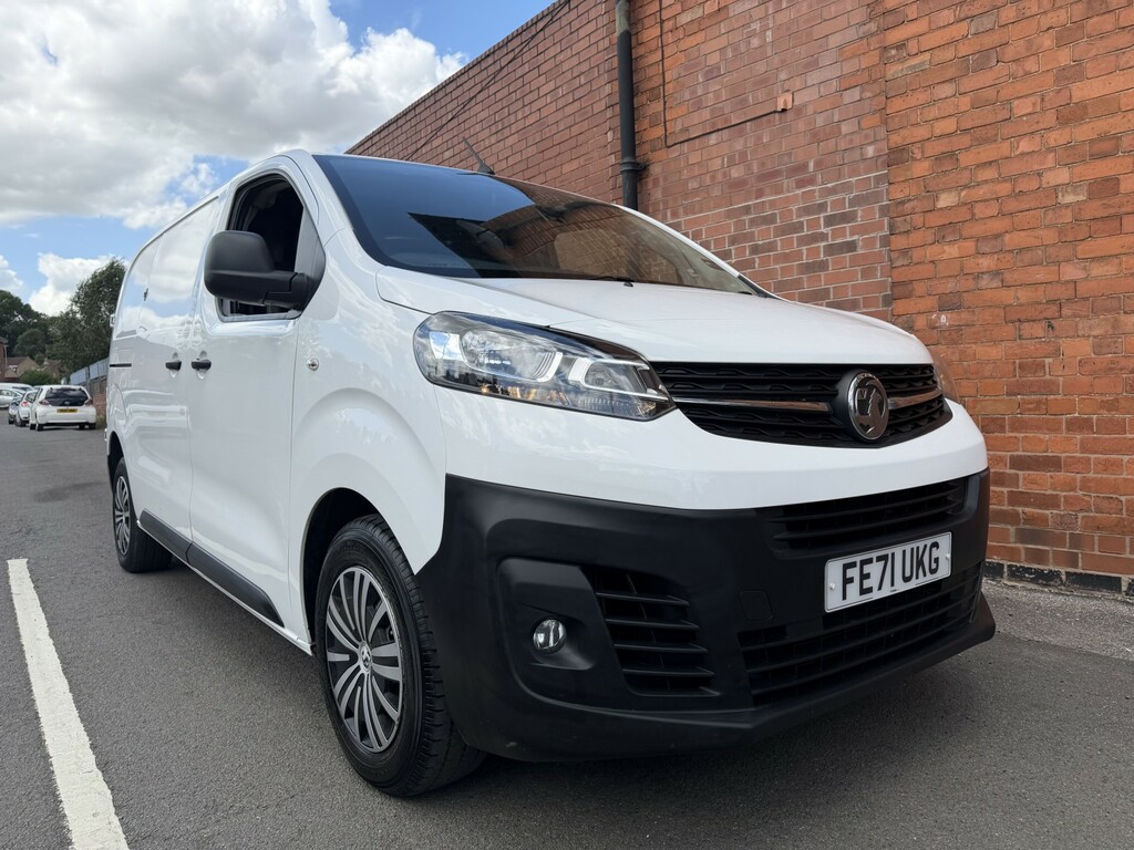 Vauxhall Vivaro 2.0 Turbo D 3100 Dynamic White