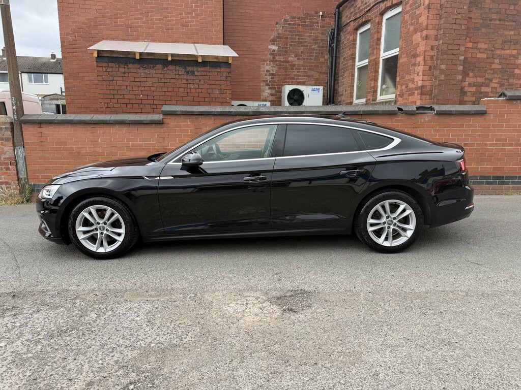 Audi A5 2.0 Tfsi Sport Black #5