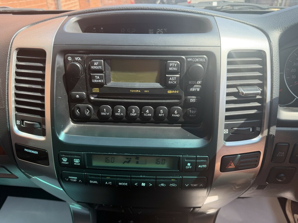 Toyota Land Cruiser 3.0 D-4d Lc5 Silver #10