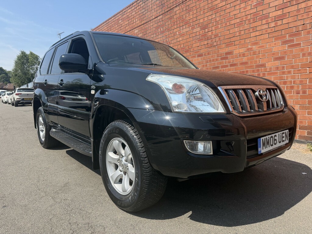 Toyota Land Cruiser 3.0 D-4d Invincible Black