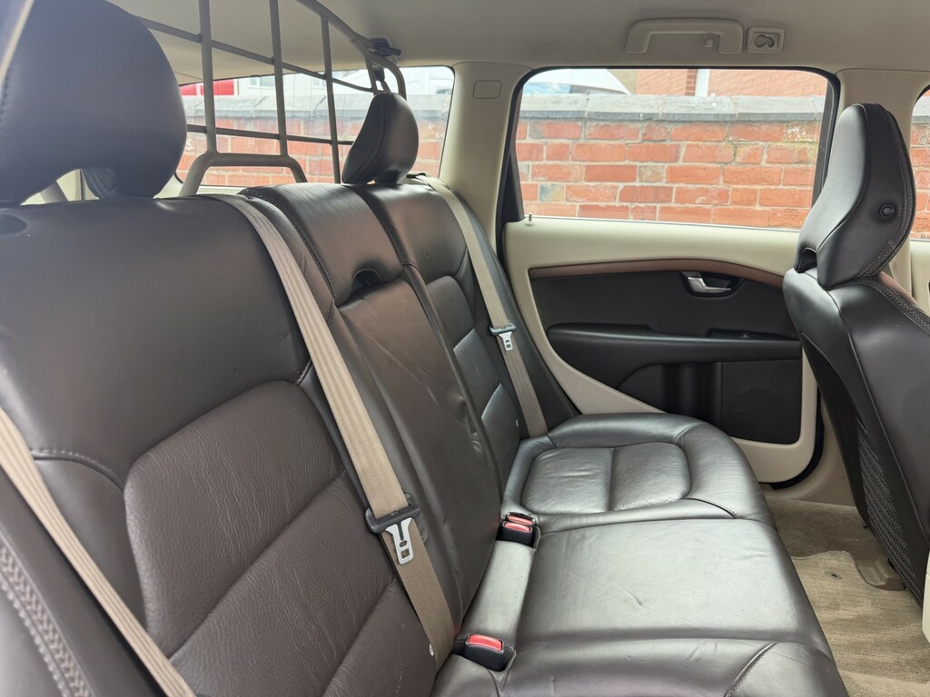 Volvo XC70 2.4 D5 Se Lux Geartronic Awd Euro 4 Grey #10