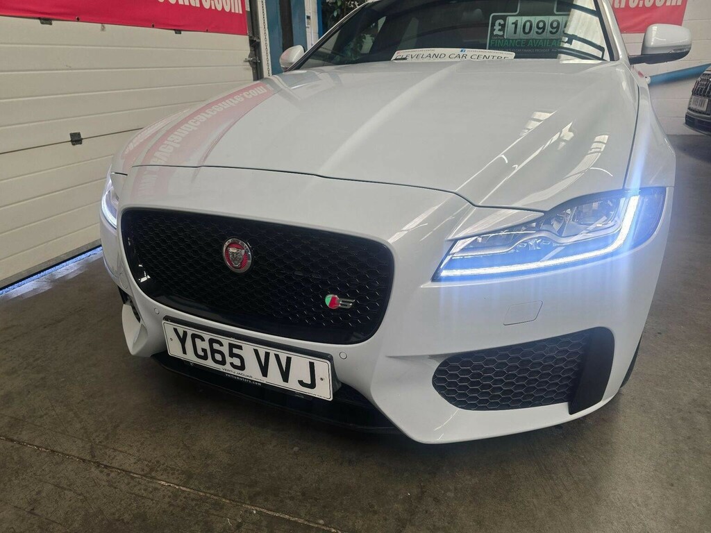 Jaguar XF 3.0D V6 S Euro 6 Ss White #2
