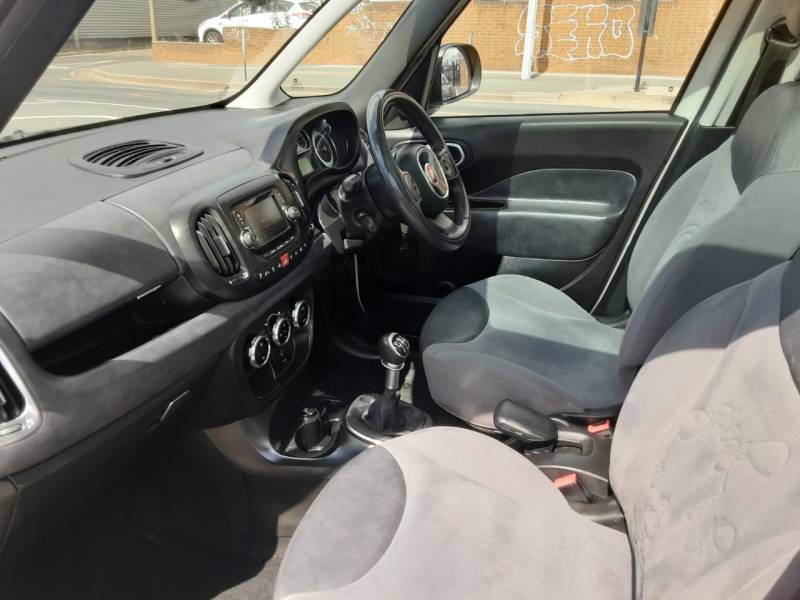 Fiat 500L 1.6 Multijet 105 Lounge - 2013 63 Black #6