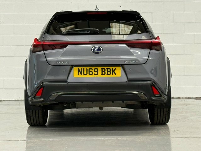 Lexus UX 250H 2.0 F-sport Cvt Takumi Pack Grey #9