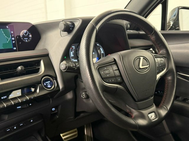 Lexus UX 250H 2.0 F-sport Cvt Takumi Pack Grey #45